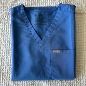 FIGS Catarina One-Pocket Scrub Top